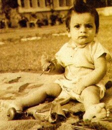 shahrukh khan childhood photos,videos