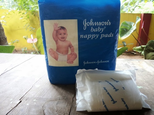 johnson's baby nappy pads