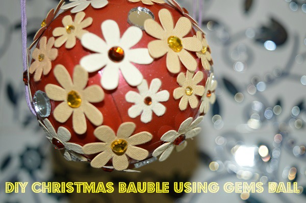 Christmas Bauble using Gems Ball
