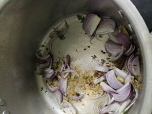 Vegetable pulao cooking method