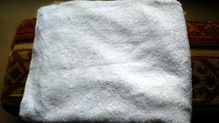 bath-towel-folded